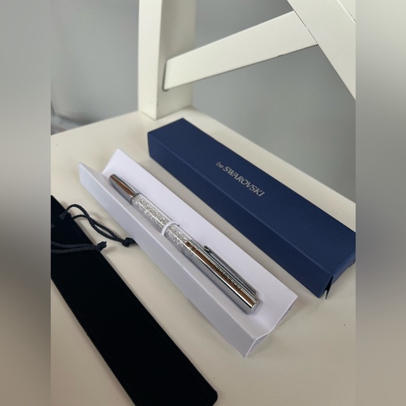 Swarovski Crystalline Stardust Roller Ball Pen Brand New - Picture 4 of 4